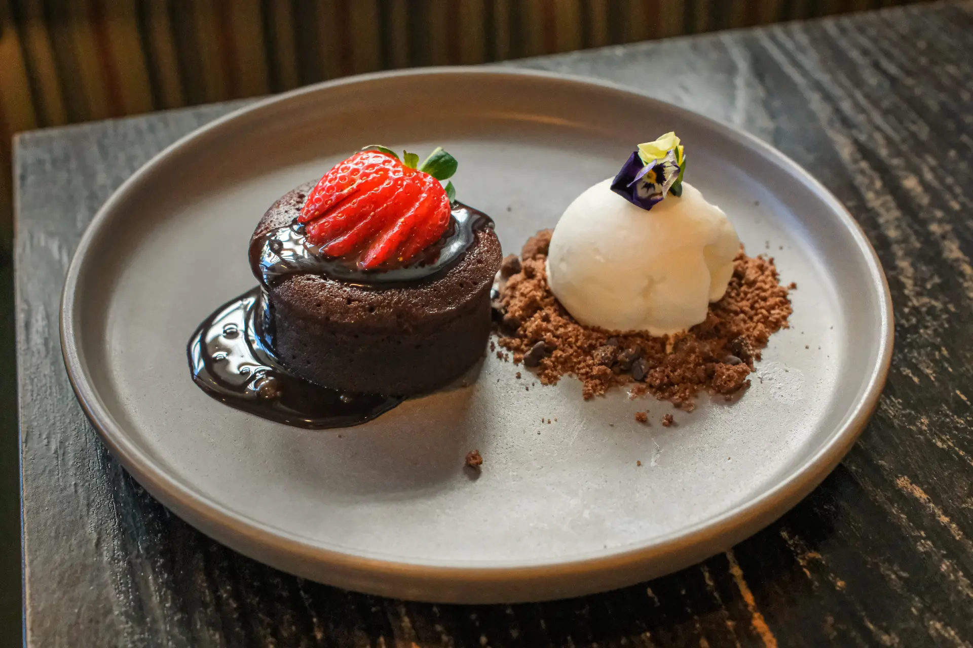 Chocolate fondant 1 DAKJIB ORIGINAL FRIED CHICKEN
