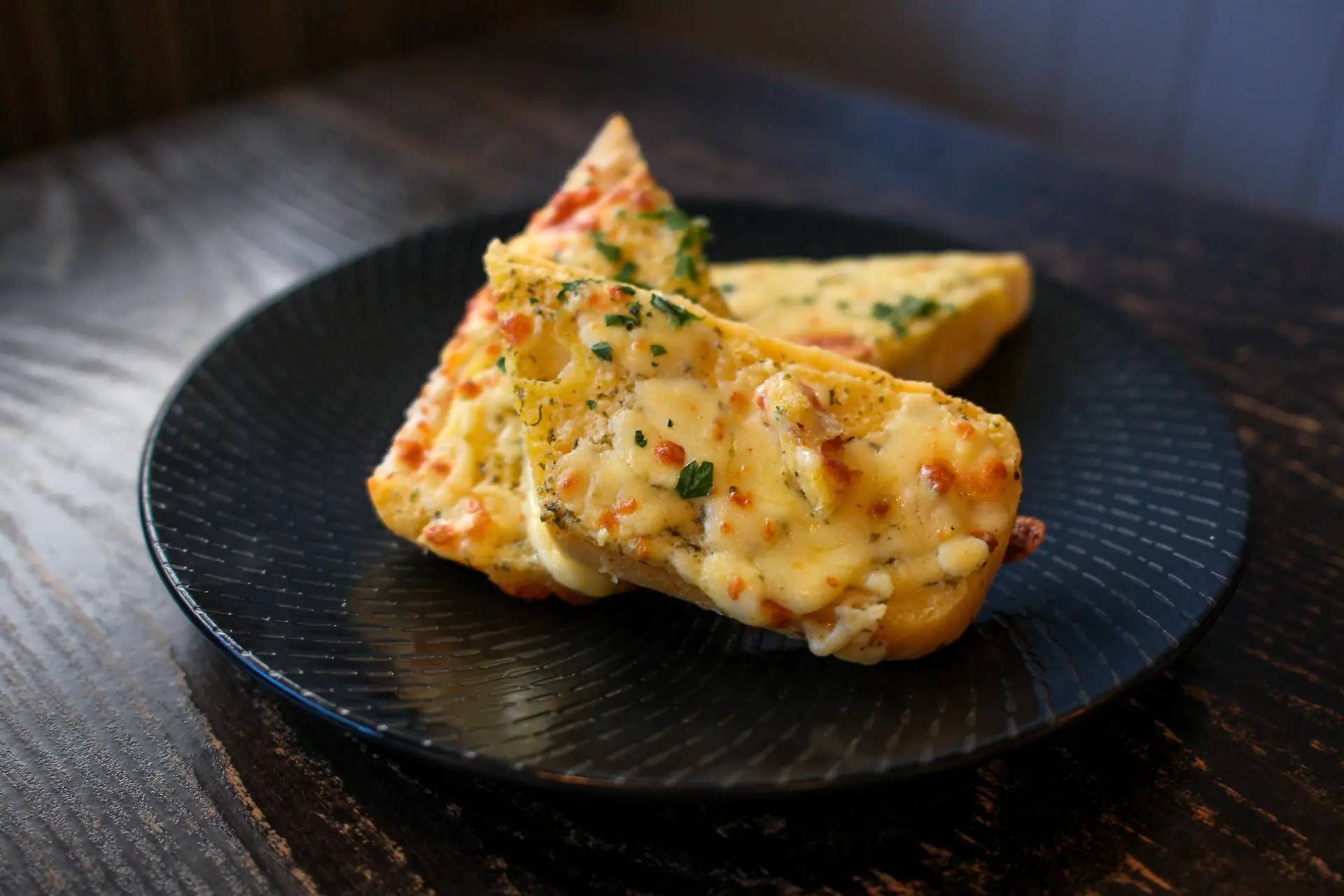 Oven-baked garlic bread add cheese 2 DAKJIB ORIGINAL FRIED CHICKEN