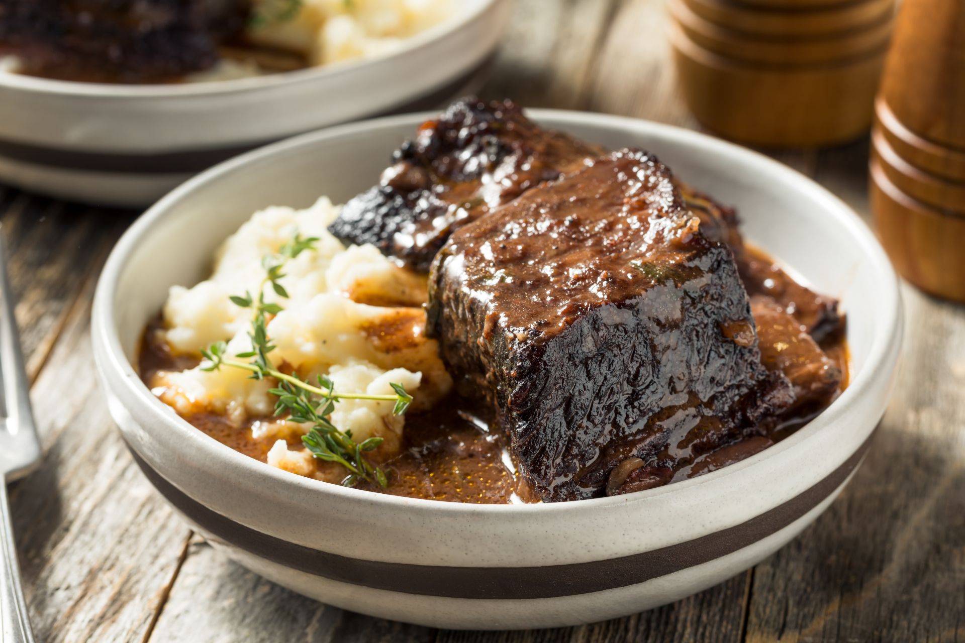 braised shiraz beef ribs(D)(N) Braised shiraz beef ribs(D)(N)